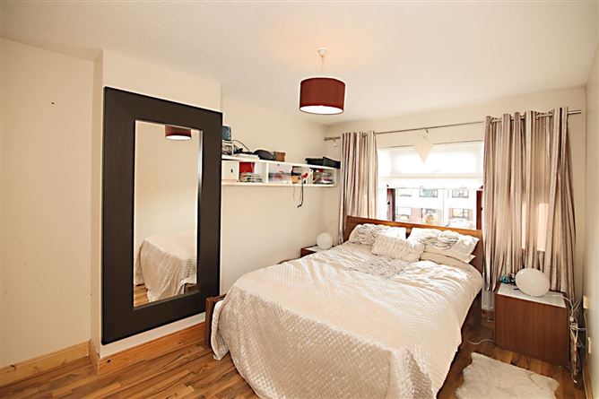 27 Castleknock Way, Castleknock, Dublin 15