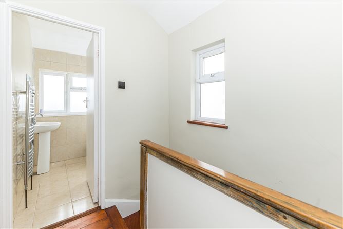 16 Shanliss Way , Santry, Dublin 9