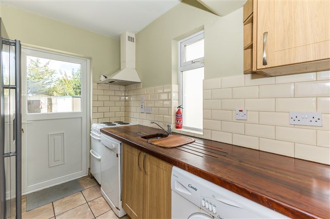 16 Shanliss Way , Santry, Dublin 9