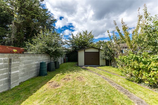 16 Shanliss Way , Santry, Dublin 9