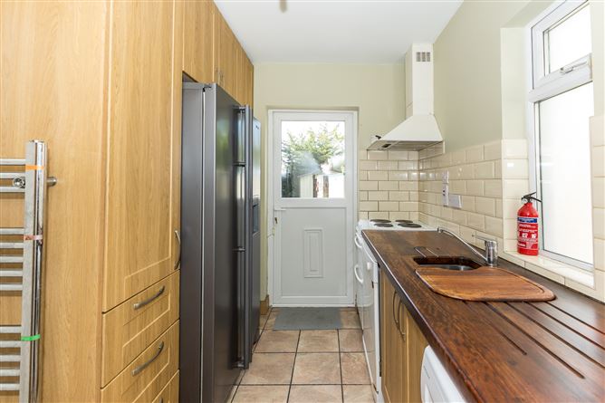 16 Shanliss Way , Santry, Dublin 9