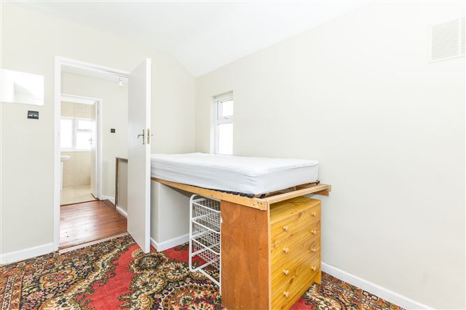 16 Shanliss Way , Santry, Dublin 9