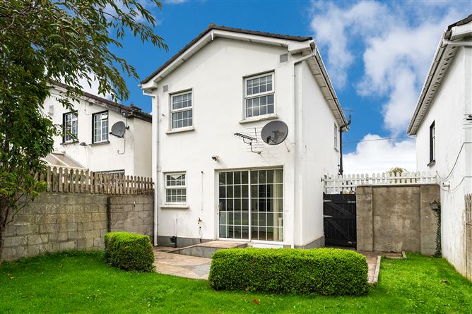 61 The Grove, Kingswood Heights, Dublin 24