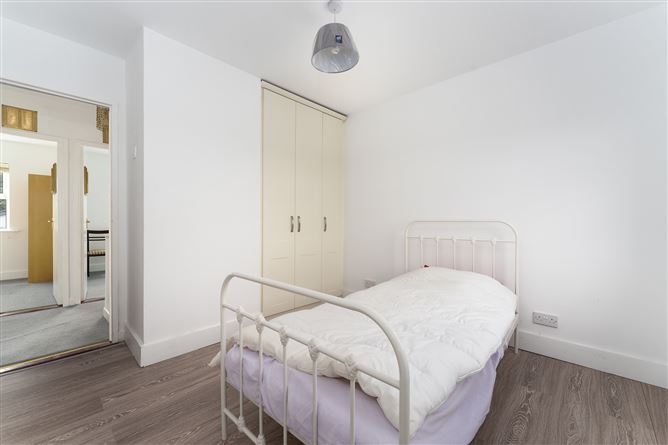 61 The Grove, Kingswood Heights, Dublin 24