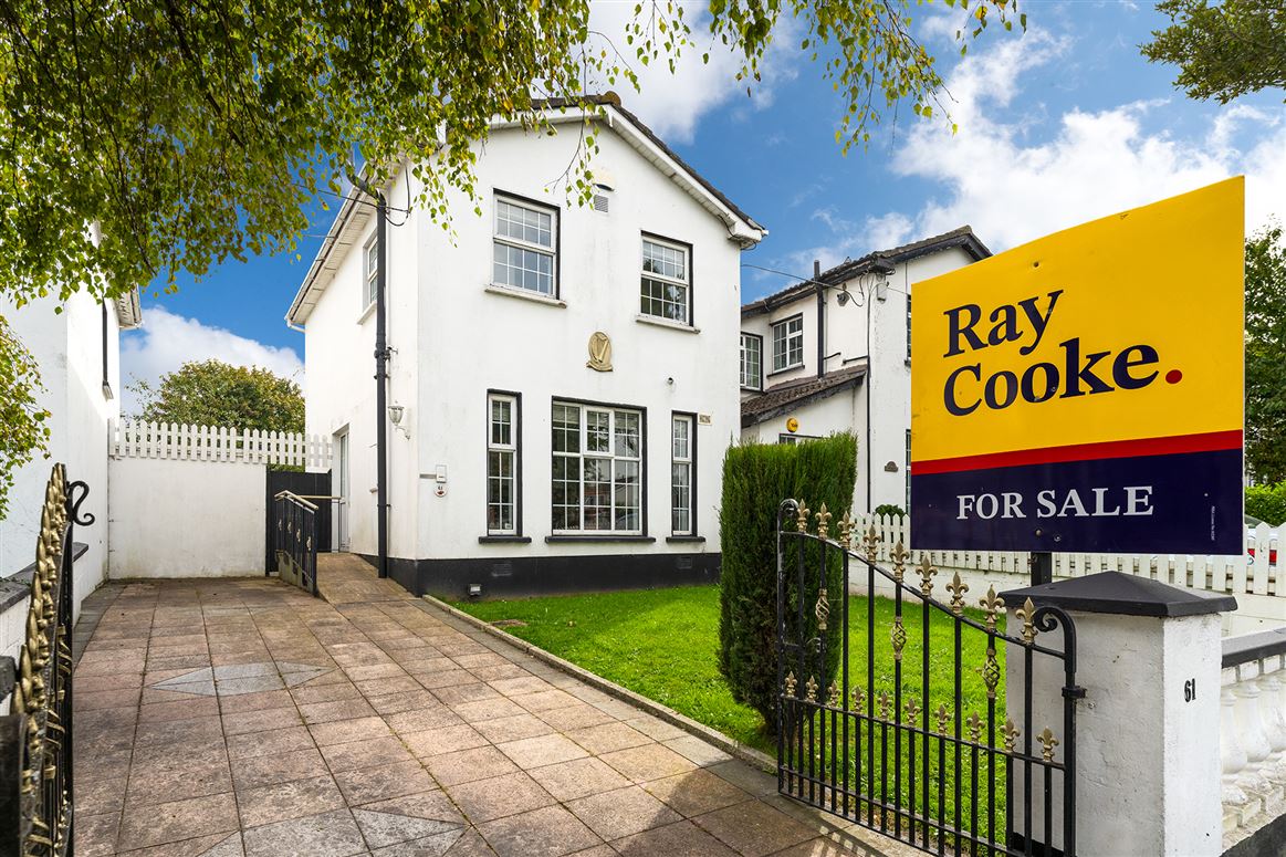 61 The Grove, Kingswood Heights, Dublin 24