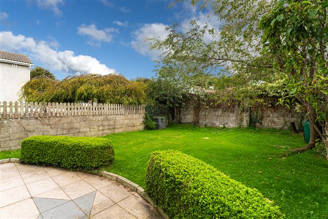 61 The Grove, Kingswood Heights, Dublin 24