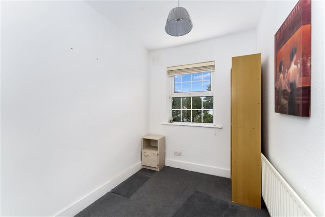 61 The Grove, Kingswood Heights, Dublin 24