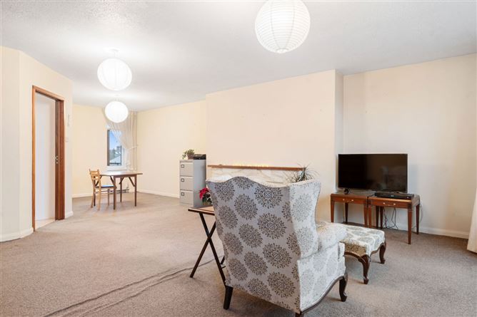 17 Alma Court, Alma Road, Monkstown, Co. Dublin