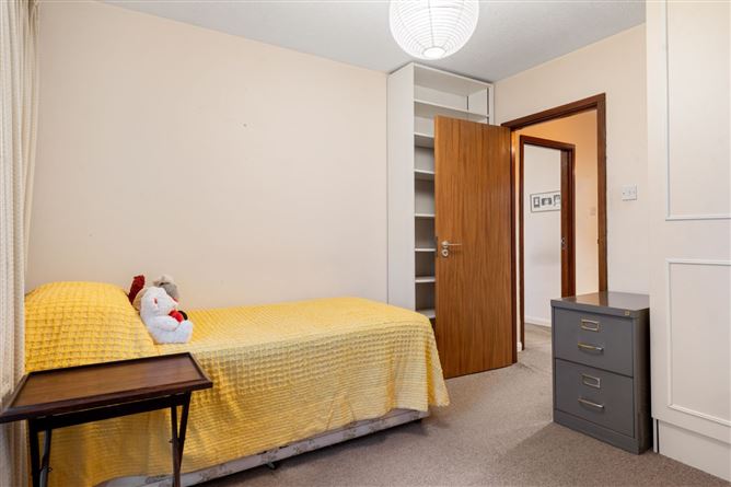 17 Alma Court, Alma Road, Monkstown, Co. Dublin