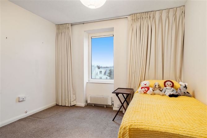 17 Alma Court, Alma Road, Monkstown, Co. Dublin