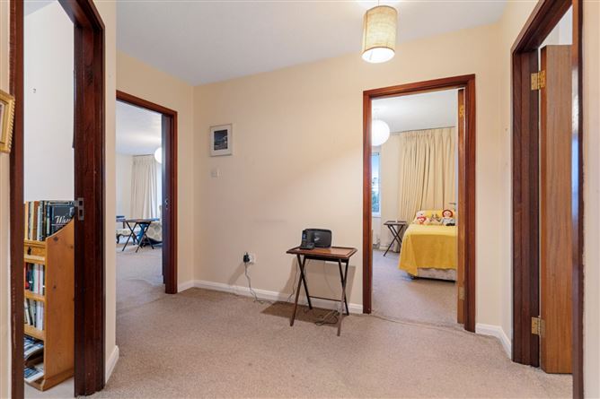 17 Alma Court, Alma Road, Monkstown, Co. Dublin