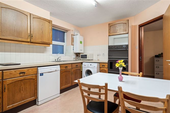 17 Alma Court, Alma Road, Monkstown, Co. Dublin