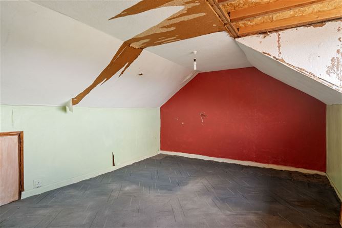 25 Woodlands Avenue, Glenageary, Cabinteely, Dublin 18