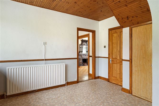 25 Woodlands Avenue, Glenageary, Cabinteely, Dublin 18