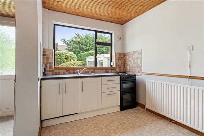 25 Woodlands Avenue, Glenageary, Cabinteely, Dublin 18