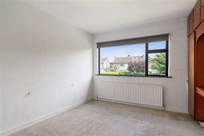 25 Woodlands Avenue, Glenageary, Cabinteely, Dublin 18