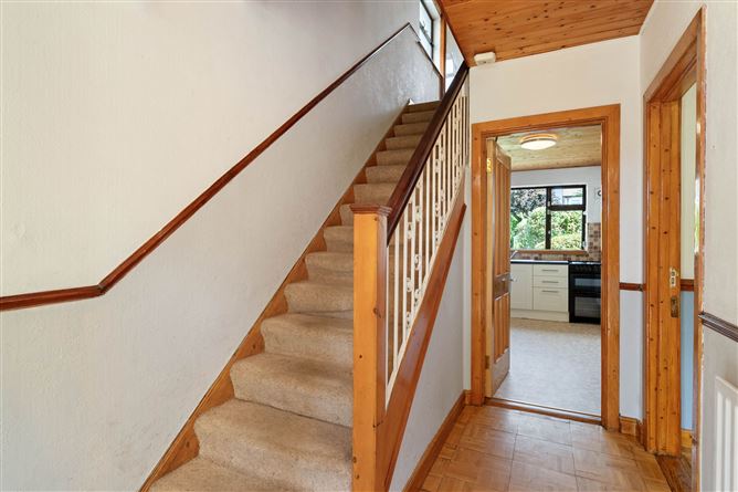 25 Woodlands Avenue, Glenageary, Cabinteely, Dublin 18