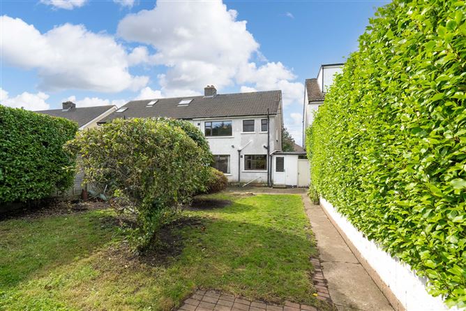 25 Woodlands Avenue, Glenageary, Cabinteely, Dublin 18
