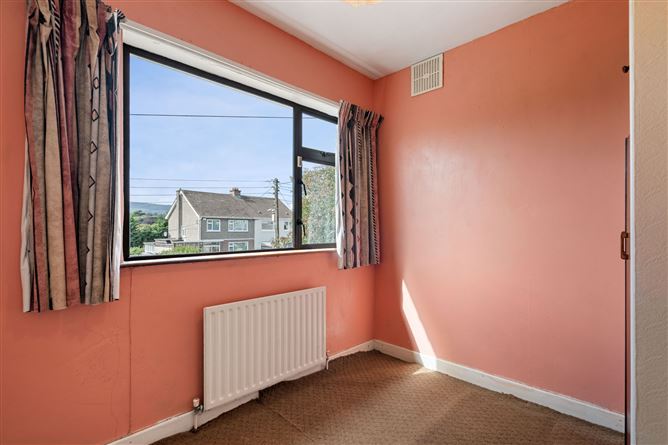 25 Woodlands Avenue, Glenageary, Cabinteely, Dublin 18