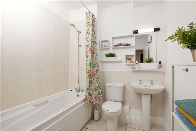 Photo 8 of 22 — 3 Bradogue Court, Annamoe Road, Cabra, Dublin 7