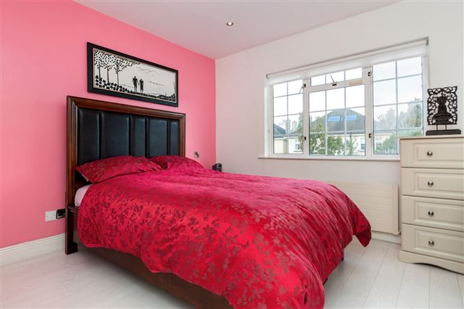 31 The Drive, Cypress Downs, Templeogue, Dublin 6W