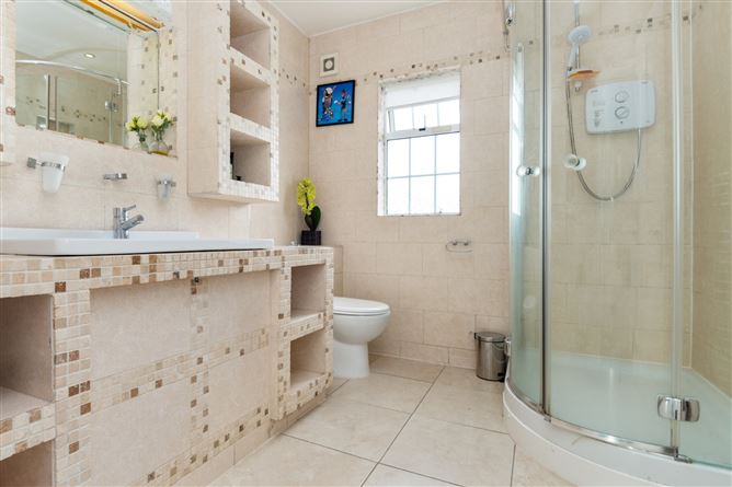 31 The Drive, Cypress Downs, Templeogue, Dublin 6W