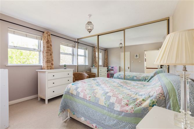 4 Grange Manor Road, Rathfarnham, Dublin 16