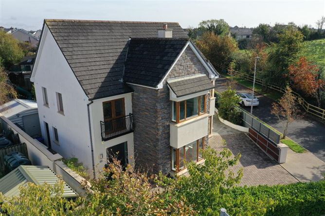35 Ros Na H'Inse, Carrick-On-Shannon, Leitrim