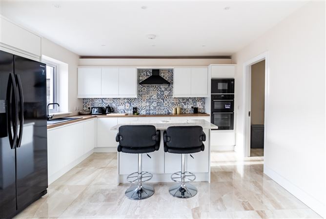 9 The Grove , Heathfield, Carriganarra , Ballincollig, Cork