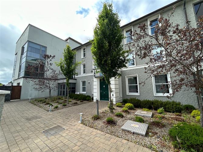 4A The Old Presbytery, Cathedral Place, Killarney, Co. Kerry