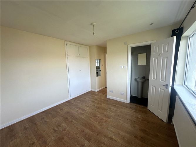 29 & 29a Crescent View, Riverside, Tuam Road, Galway City