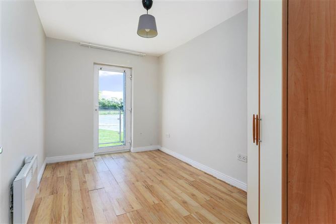 Photo 13 of 24 — 13 Walton Hall, Riverbank, Swords, County Dublin