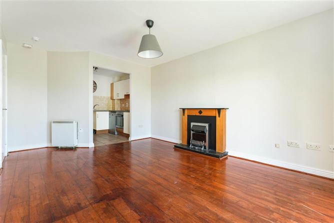 Photo 7 of 24 — 13 Walton Hall, Riverbank, Swords, County Dublin