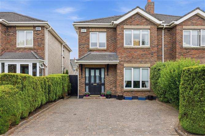 4 Gainsborough Lawn , Malahide, County Dublin