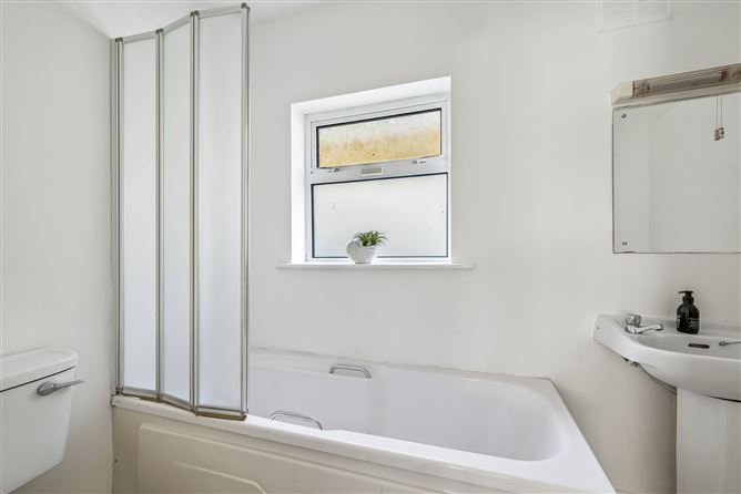 Photo 8 of 27 — 21 Abbey Lane, Abbeyfarm, Celbridge, Kildare