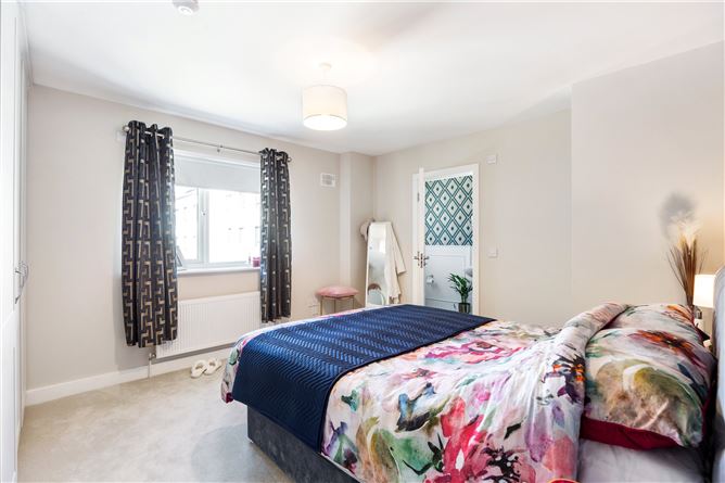 2 Dun Gaoithe Heights, Aikens Village, Sandyford, Dublin 18