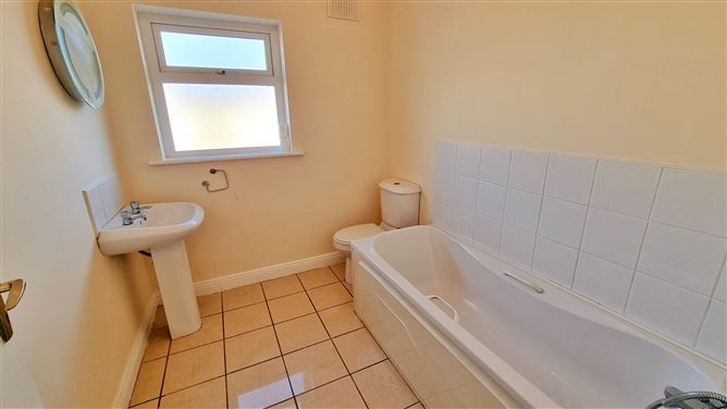 47 The Oaks, Keatingstown, Rathnew, Wicklow