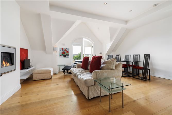 51B Ballintyre Grove, Ballinteer, Dublin 16