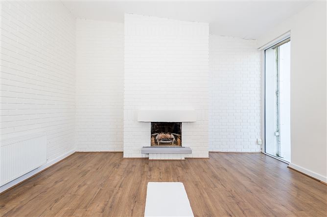 Mews 1, Rere of 10 Sandycove Avenue West, Sandycove, County Dublin
