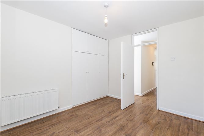 Mews 1, Rere of 10 Sandycove Avenue West, Sandycove, County Dublin