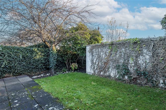 Mews 1, Rere of 10 Sandycove Avenue West, Sandycove, County Dublin