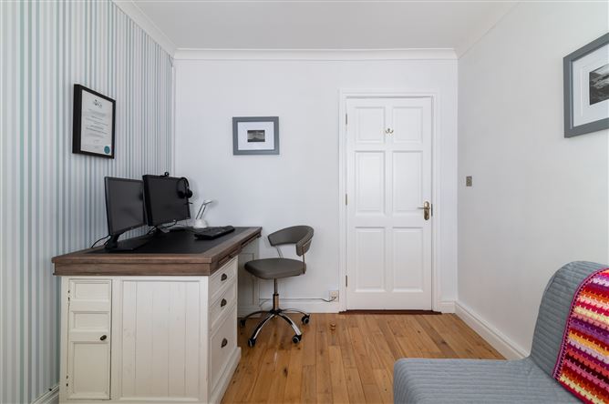 2 The Oaks, Woodlane, Birr, Co. Offaly