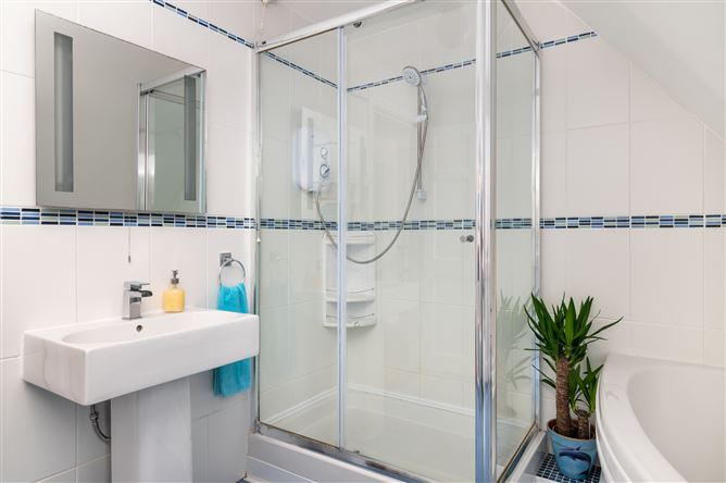 2 The Oaks, Woodlane, Birr, Co. Offaly