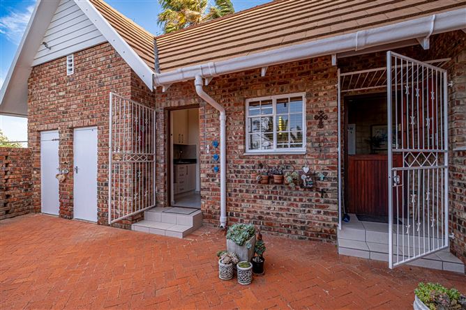 Private, Edmonds Road, Port Elizabeth