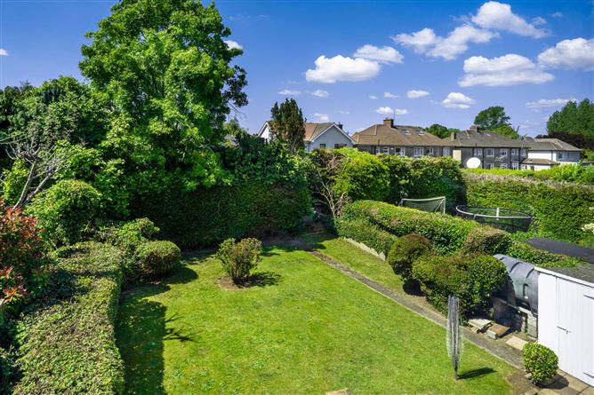 5 Leopardstown Park, Leopardstown, County Dublin