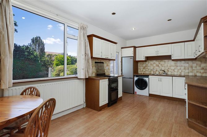 5 Leopardstown Park, Leopardstown, County Dublin