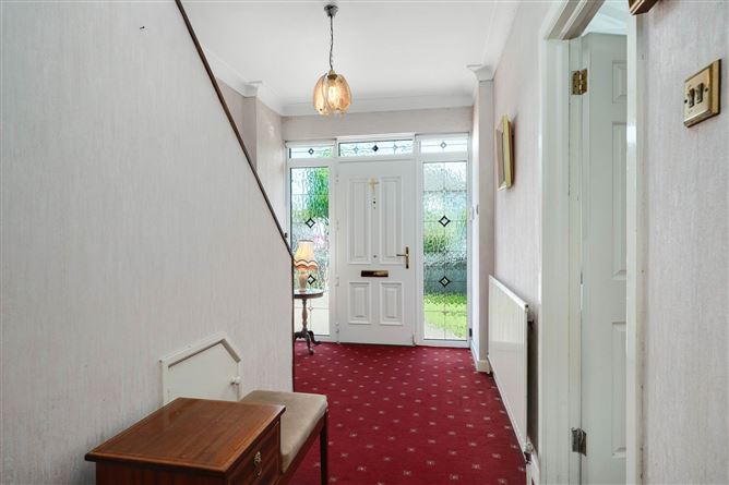 5 Leopardstown Park, Leopardstown, County Dublin
