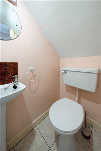 5 Leopardstown Park, Leopardstown, County Dublin