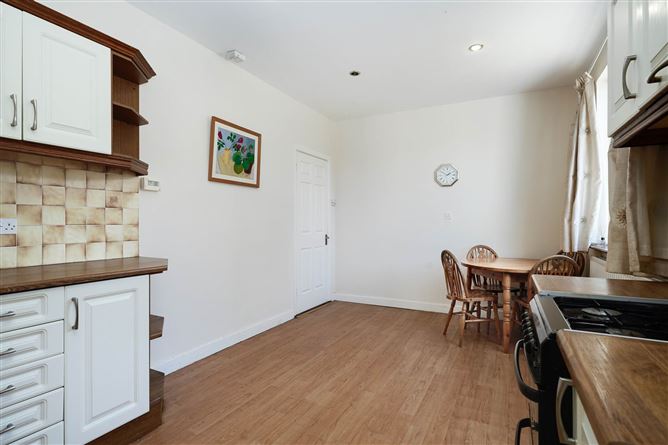 5 Leopardstown Park, Leopardstown, County Dublin