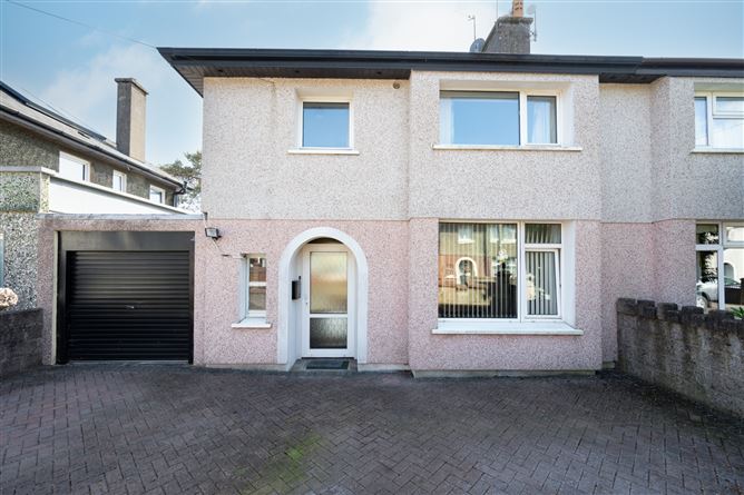 Avondale, 9 Castlegreina Park, Boreenmanna Road, Cork